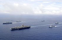 ABD Temsilciler Meclisi Başkanı Nancy Pelosi'nin olası Tayvan ziyareti için ABD donanmasına ait 4 savaş gemisi  bölgeye sevkedildi