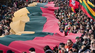 Óriási litván lobogó a Szovjetunióból való kiválás függetlenségi napján, 2019-ben