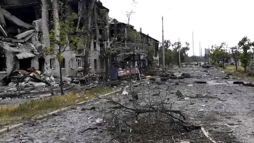 Rusia avanza posiciones en el este de Ucrania y trata de controlar la ciudad clave de Lisichansk