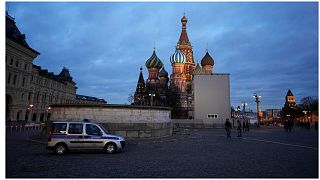 سيارة شرطة متوقفة في الساحة الحمراء في موسكو في 4 مارس 2022.