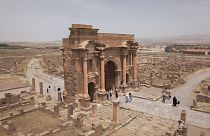 الجزائر: من قسنطينة ..إلى تيمقاد والغوفي.. مواقع سياحية وأثرية تأسر زوارها بجمالها الأخاذ
