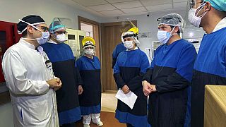 Médicos em hospital turco