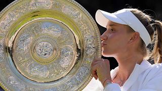 Elena Rybakina vence torneio de Wimbledon