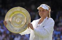 Kazak tenisçi Elena Rybakina Wimbledon tek kadınlar şampiyonu oldu