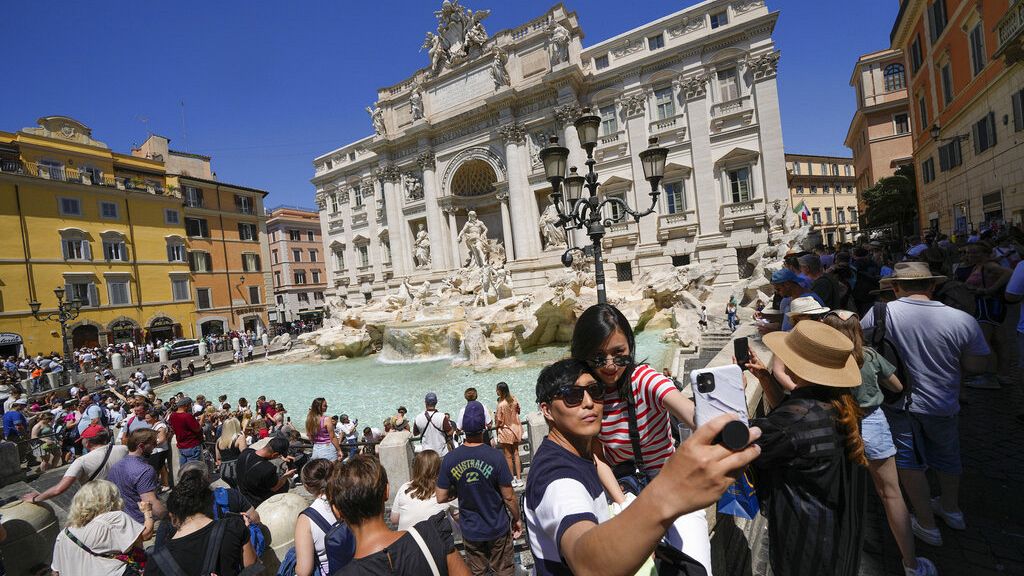 Barcelona to create special selfie zone to curb tourist chaos at