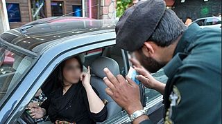 تشدید سختگیری‌ها درباره پوشش شهروندان ایران به‌خصوص حجاب زنان
