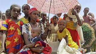 Kinder im vom Hunger gezeichneten Äthiopien - eines der Länder, deren Bevölkerungszahl laut UNO am deutlichsten zulegen wird.