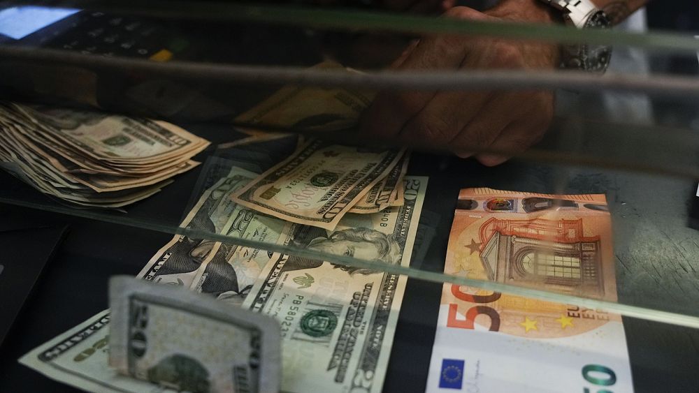 This is what the euro-dollar parity means for you and the EU economy