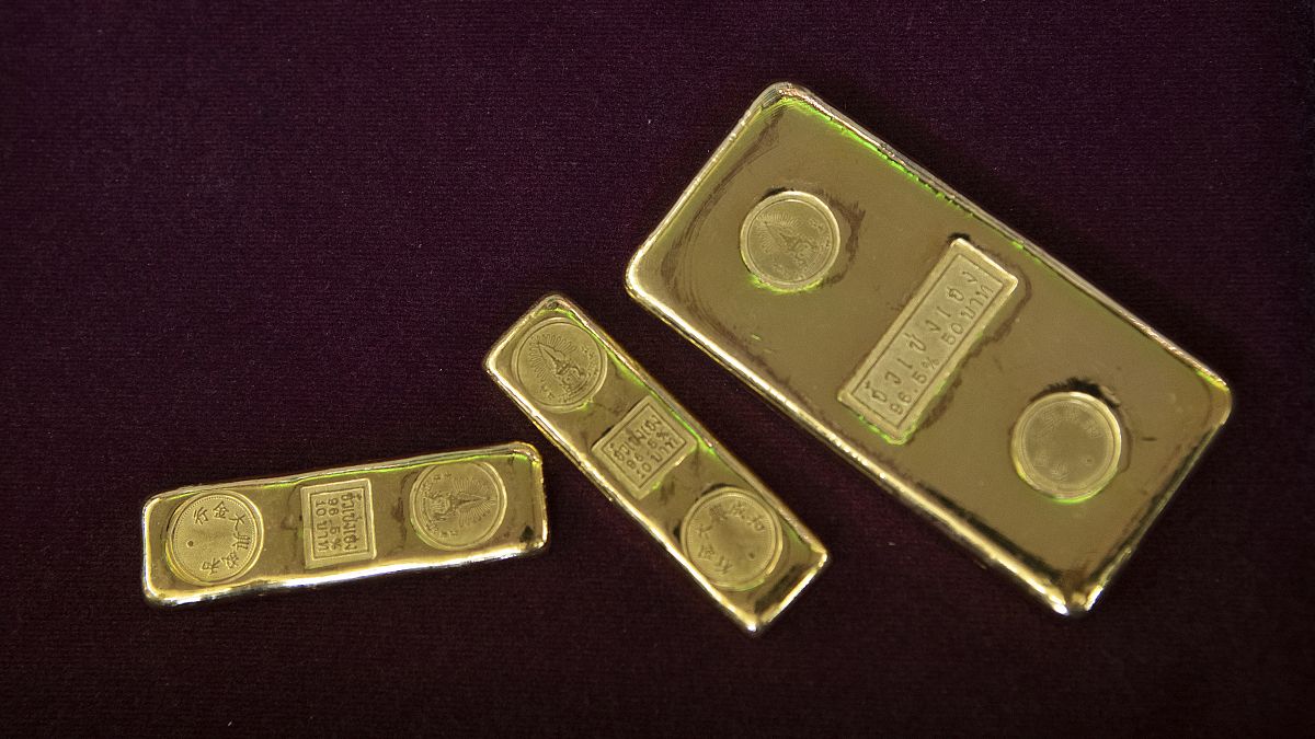 L'UE vieta le importazioni di oro dalla Russia. 