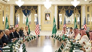 الرئيس جو بايدن يشارك في جلسة عمل مع ولي العهد السعودي محمد بن سلمان في قصر آل سلمان الملكي، الجمعة 15 يوليو 2022، في جدة