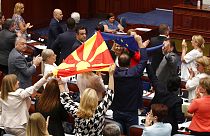 Συνεδρίαση στο κοινοβούλιο στα Σκόπια
