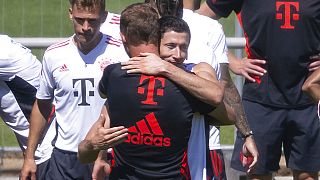 Adios, Manuel Neuer, hieß es am Samstag für Robert Lewandowski in München