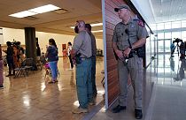 شرطي أمريكي في مدرسة بتكساس