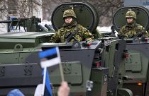 Exército da Estónia convida grupos de amigos para serviço militar