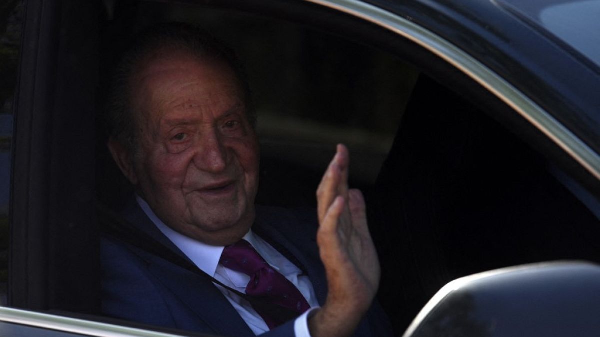 El rey emérito de España, Don Juan Carlos, a su llegada a la Zarzuela en mayo