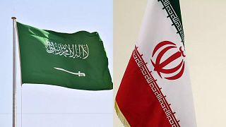 العلمان الإيراني والسعودي.