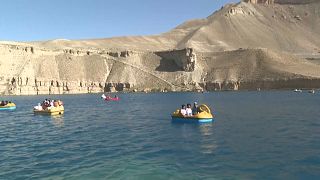 Los afganos disfrutando de los lagos  Band-e Amir