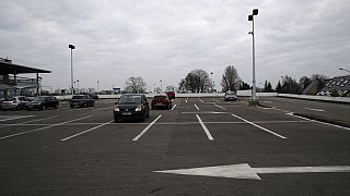 Parkplatz in Frankreich - Symbolbild