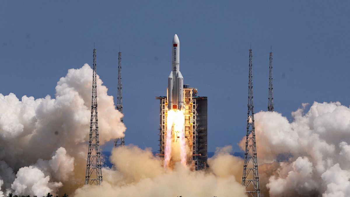 Китай запустил в космос лабораторный модуль "Вэньтянь"
