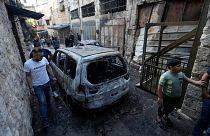 Görgü tanıkları, İsrail güçlerinin, Nablus'un Eski Şehir bölgesine baskın düzenlediğini ve Filistinlilere ait bir evi abluka altına alması sonucu olayların çıktığını ifade ett