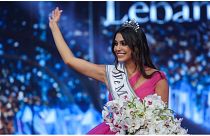 ياسمينة زيتون بعد فوزها بلقب ملكة جمال لبنان 2022 في منتدى بيروت، 24 تموز 2022.