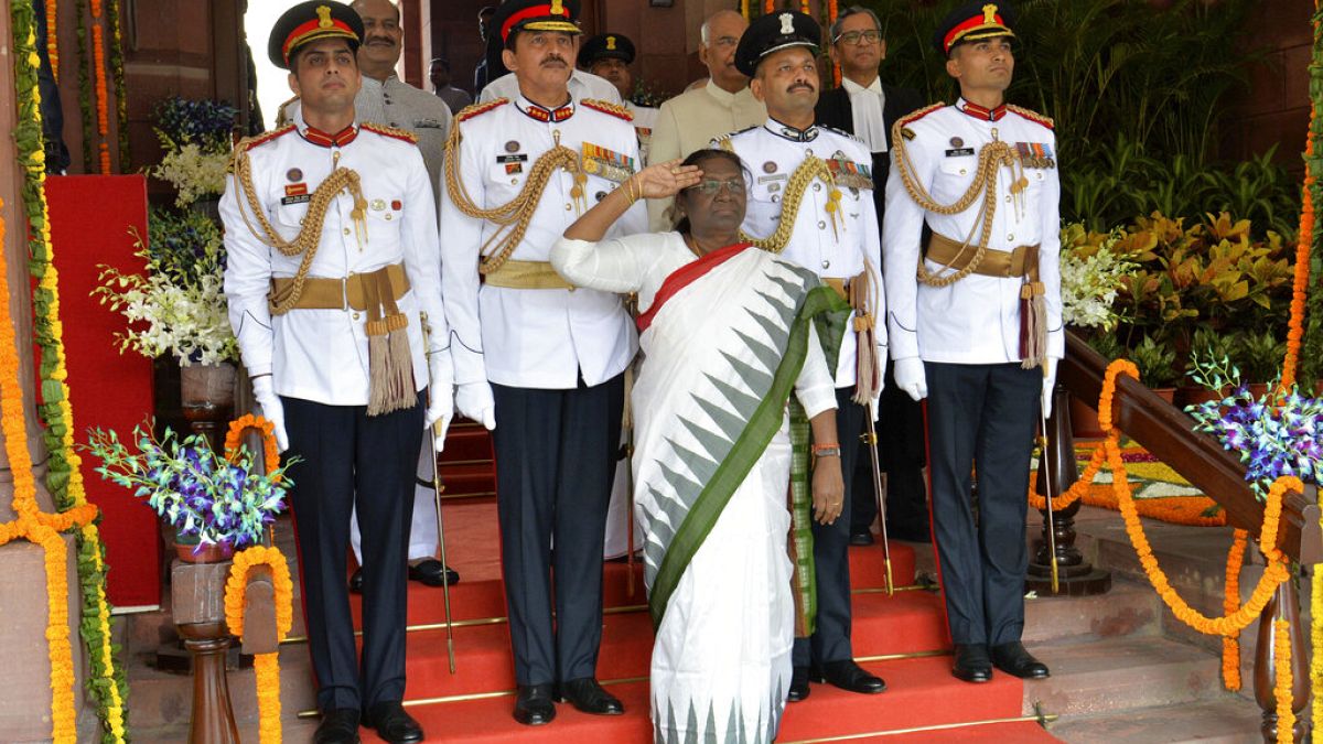 Драупади Мурму стала первым президентом Индии "племенного" происхождения