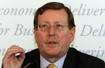 Protestant leader and Northern Ireland First Minister David Trimble gives a press conference in Belfast City Centre, 8 May 2001