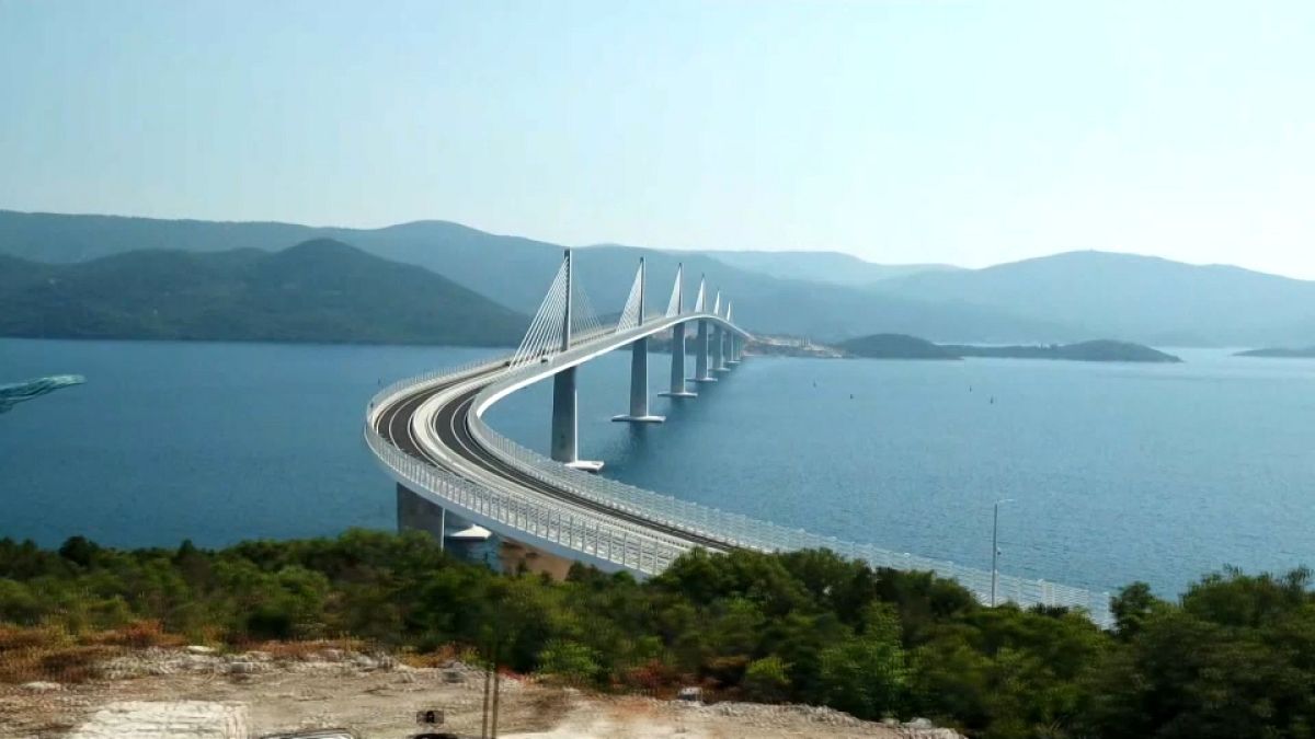 Le pont de Peljesac mesure 2,4 km de long 