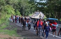 La caravana de migrantes camina hacia Huixtla, México, 25/7/2022