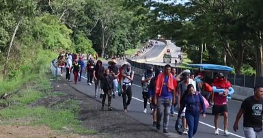 Una nueva caravana migrante parte de M xico con la esperanza reforzada