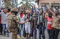 Des habitants protestent contre la force de maintien de la paix des Nations Unies (MONUSCO) déployée en RDC, à Goma, mardi 26 juillet 2022.