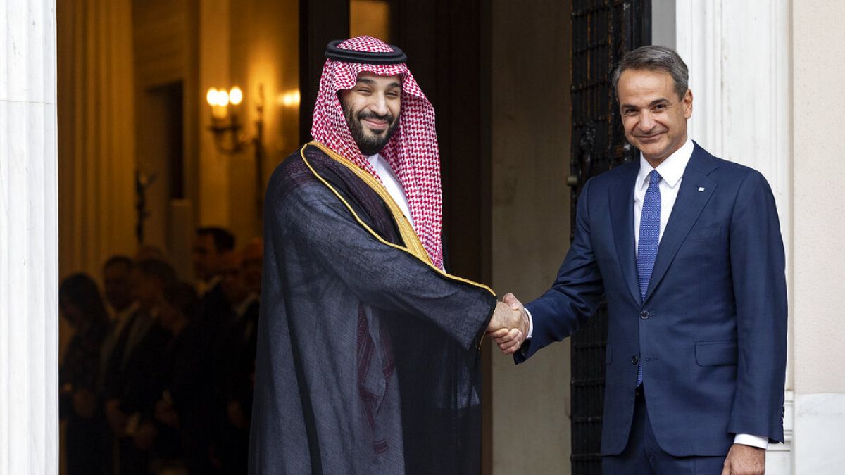 Suudi Arabistan Veliaht Prensi Muhammed bin Selman Atina'da Yunanistan Başbakanı Kiryakos Miçotakis ile görüştü