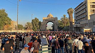 Iraklı göstericiler Yeşil Bölge'ye girdi