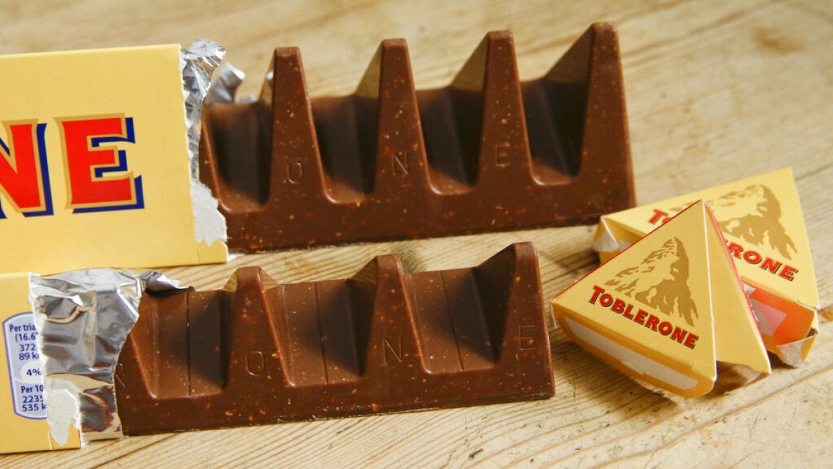 İsviçre mevzuatı gereği Toblerone çikolatasının simgesi değişiyor