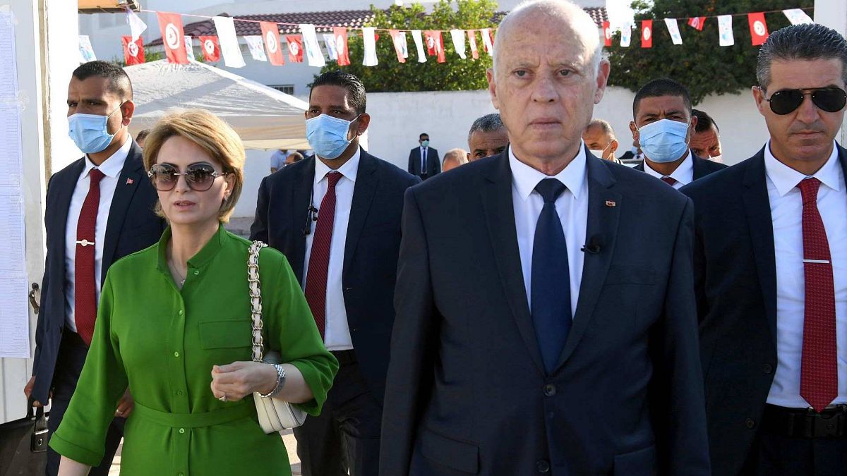 ر الرئيس التونسي قيس سعيد وزوجته في تونس العاصمة، الاثنين 25 يوليو 2022.
