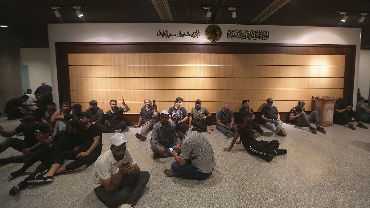 Pro-Sadr protesters occupy Iraq parliament again