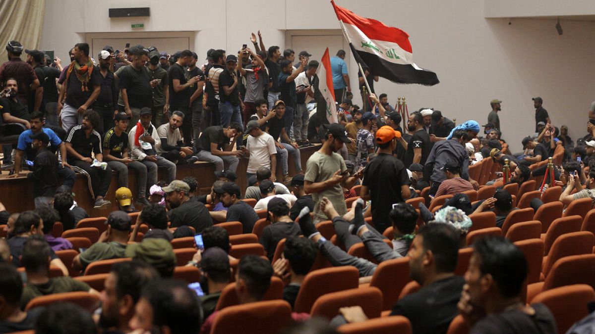 Ülősztrájk a bagdadi parlamentben