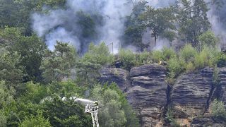 Тушение пожара в национальном парке Чешская Швейцария