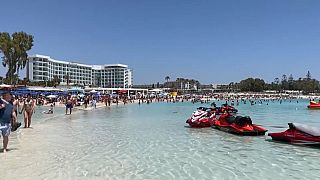 Les hôteliers chypriotes doivent faire sans les touristes russe cette année.