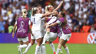 Inglaterra vence Euro de futebol feminino