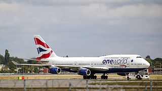 Avião da British Airways no aeroporto de Heathrow, Reino Unido