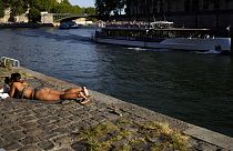 An der Seine in Paris - während der 3. Hitzewelle in Frankreich