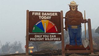 تحذير من حرائق الغابات في كاليفورنيا.
