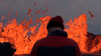 Une éruption près du site du volcan du Mont Fagradalsfjall, en Islande.