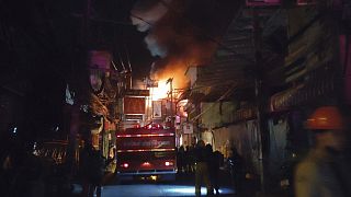 Φωτιά σε νυχτερινό κέντρο στην Ταϊλάνδη
