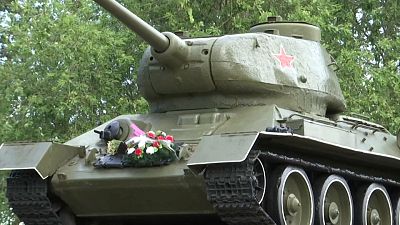 Der Panzer des Antoßes in Narva