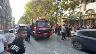 Nach den Angriffen rückte die Feuerwehr zu Rettungsma´ßnahmen an