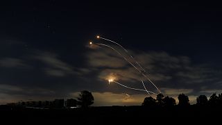 صواريخ تعترضها القبة الحديدية الإسرائيلية