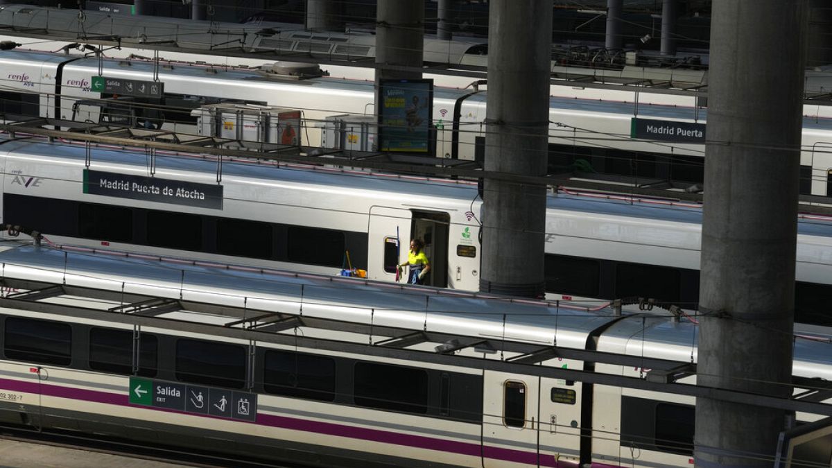 العديد من القطارات في إسبانيا ستصبح مجانية اعتبارا من سبتمبر وحتى نهاية العام