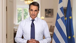 il premier Kyriakos Mitsotakis parla in un messaggio alla Grecia, 8 agosto 2022